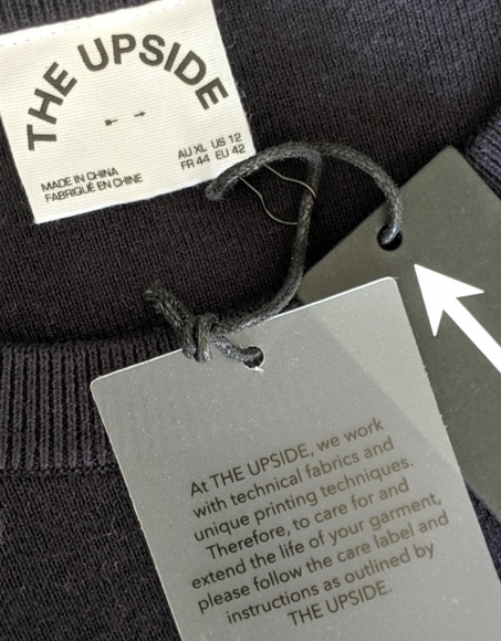 The Upside Sweater Crop Cut Out Back Long Sleeve Striped Indigo White L NWT - Picture 8 of 8